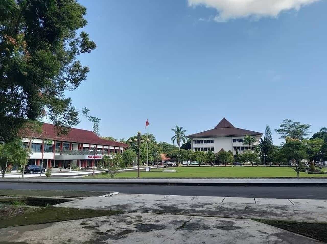 Gedung kampus Universitas Jenderal Soedirman Purwokerto