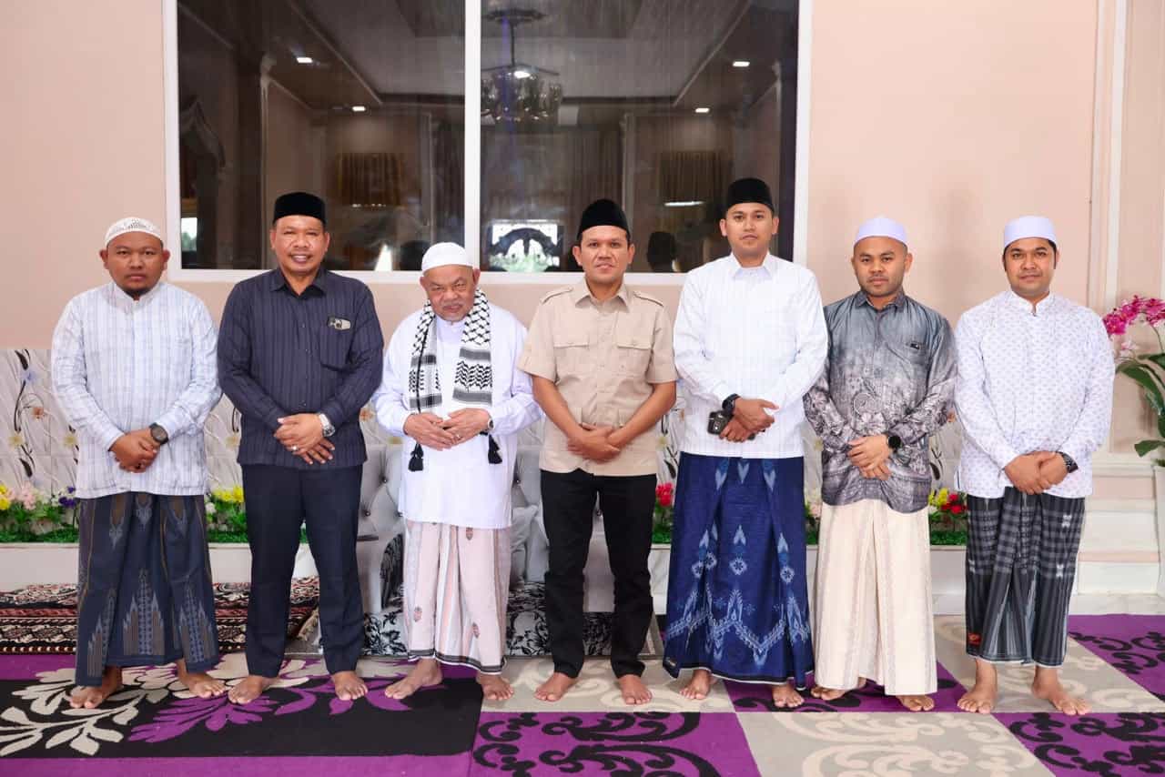 Perkuat Sinergi Umara dan Ulama, Wagub Aceh Silaturahmi ke Dayah Abu Paya Pasi