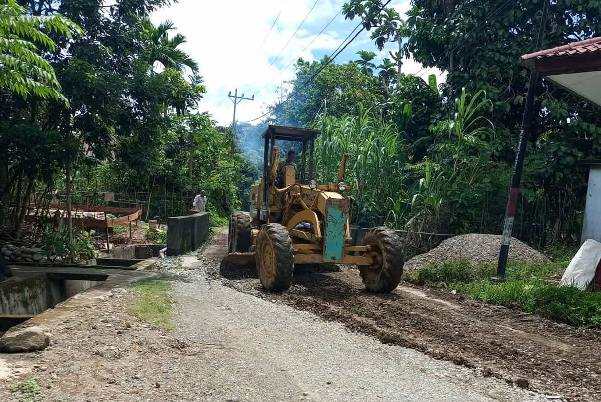 Proyek Preservasi Jalan Paya Peulumat–Gunung Rotan Aceh Selatan 2,5 Milar Resmi Dimulai, Warga Dihimbau Ikut Mengawasi
