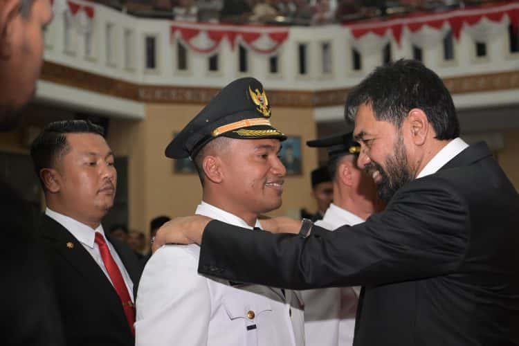 Mualem Lantik Safaruddin dan Zaman Akli Sebagai Bupati dan Wakil Bupati Abdya, Ini Pesannya 