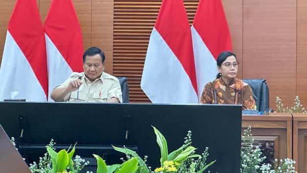 Paradoks Penghematan Anggaran Pemerintah