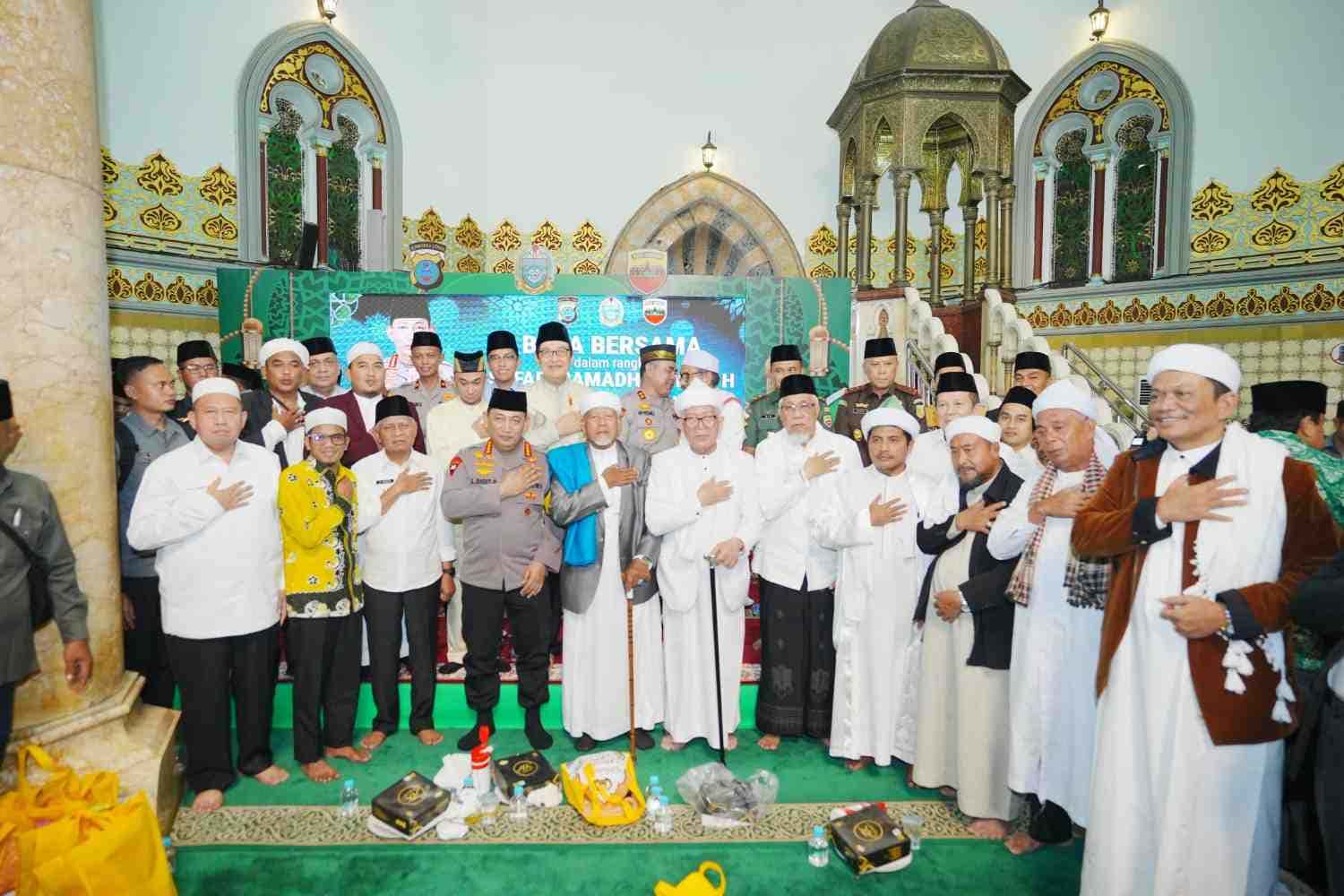 Safari Ramadan di Medan, Kapolri: Pererat Silaturahmi Demi Keamanan dan Kesejahteraan