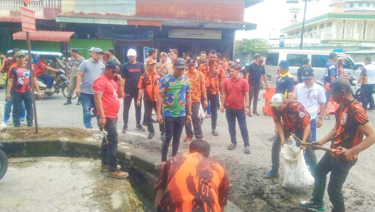 Bupati Safaruddin Tanamkan Semangat Gotong-royong di Ulang Tahun Abdya ke-23th