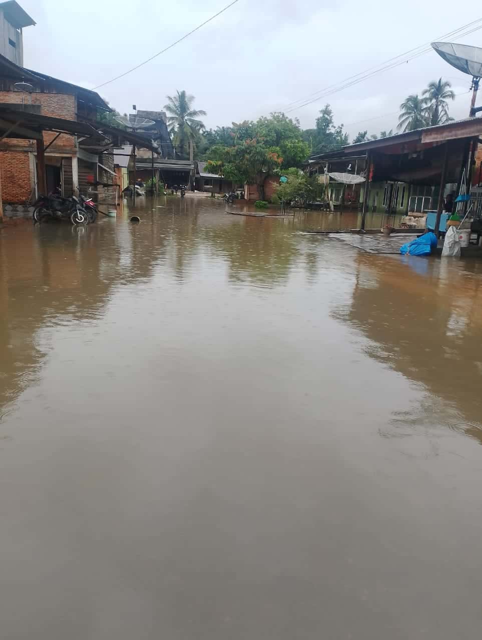 Diterjang Banjir, Sejumlah Proyek Infrastruktur di Aceh Selatan Alami Force Majeure