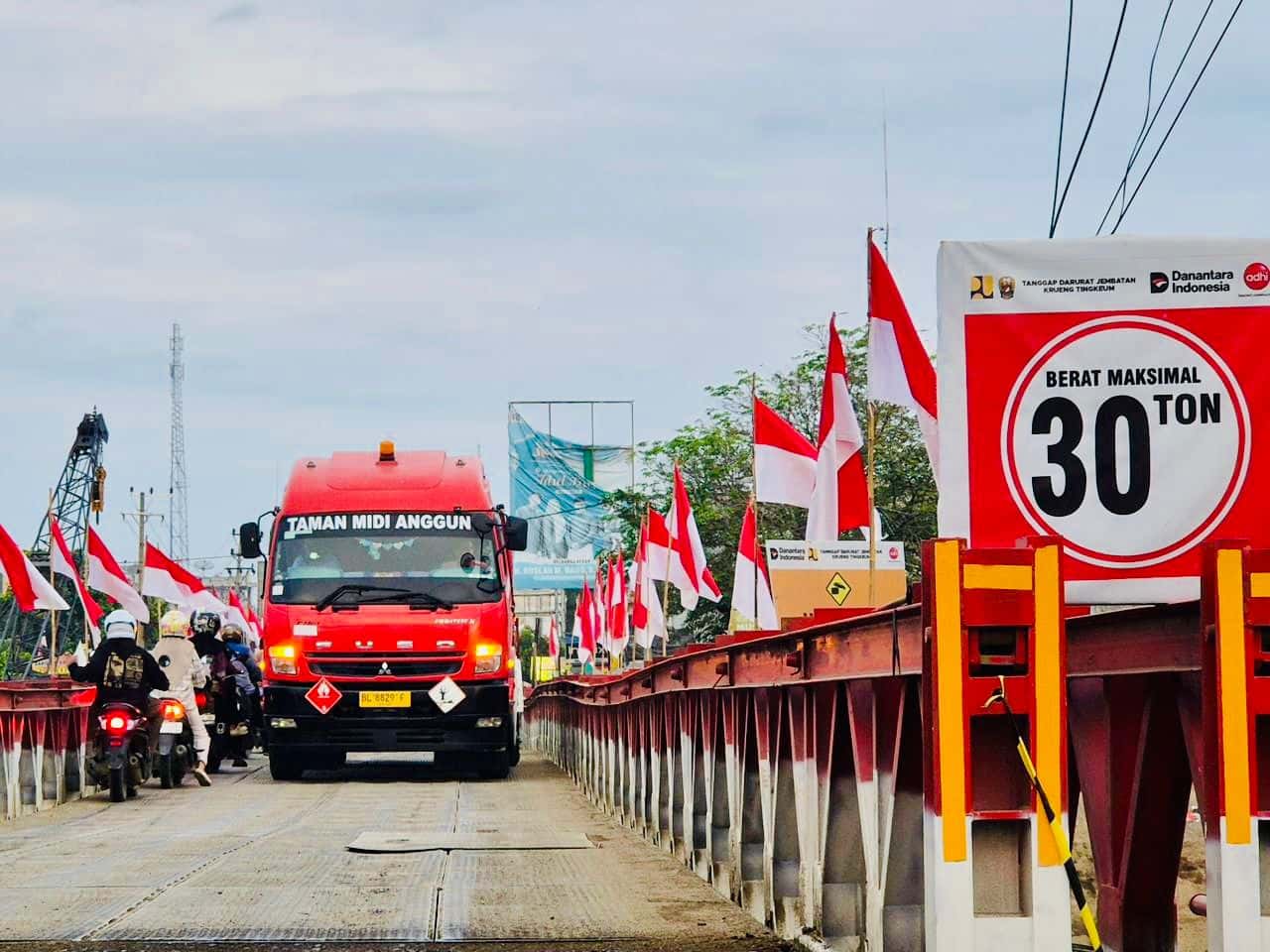 Akses Jembatan Bailey Kutablang Kembali Ditutup Sementara Malam Ini