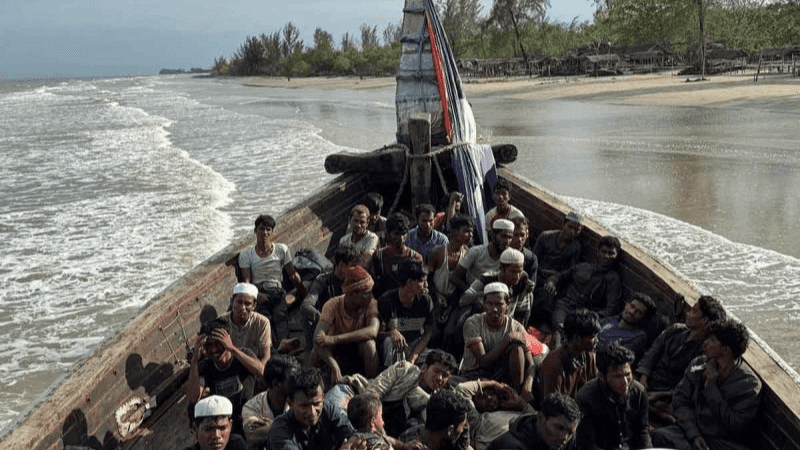 Ratusan pengungsi etnis Rohingya masih ditampung di sejumlah wilayah di Provinsi Aceh, menunggu solusi jangka panjang.
