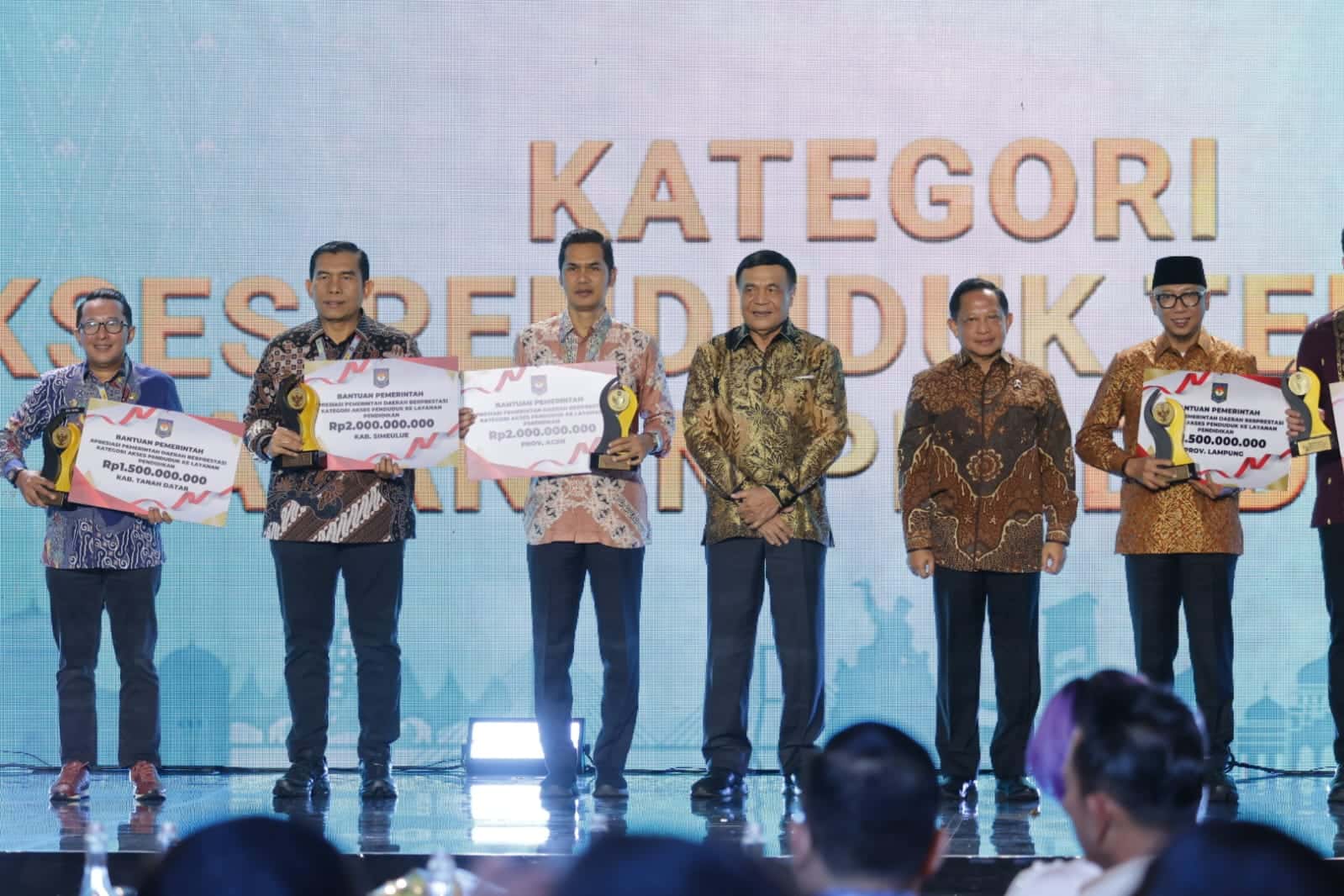 Perluas Akses Pendidikan, Pemerintah Aceh Sabet Penghargaan Regional dan Dana Bantuan Rp2 Miliar