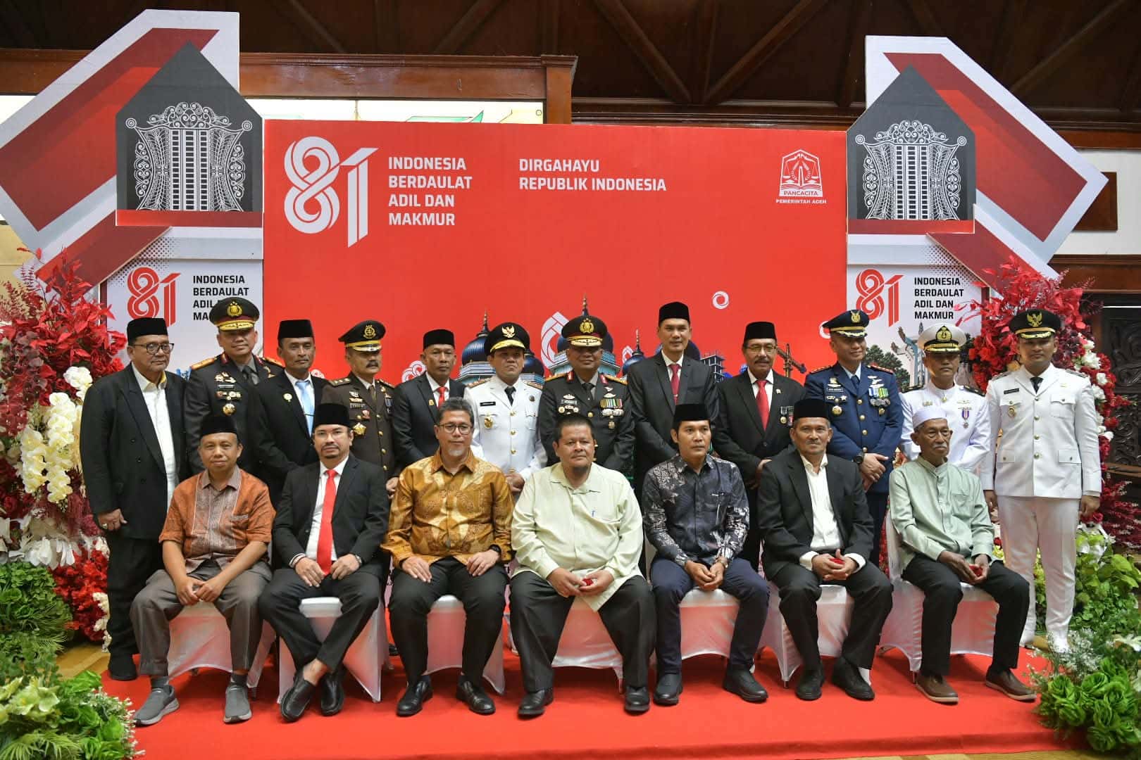Peringati HUT Ke-81 RI, Pemerintah Aceh Beri Penghargaan kepada Keluarga Pahlawan