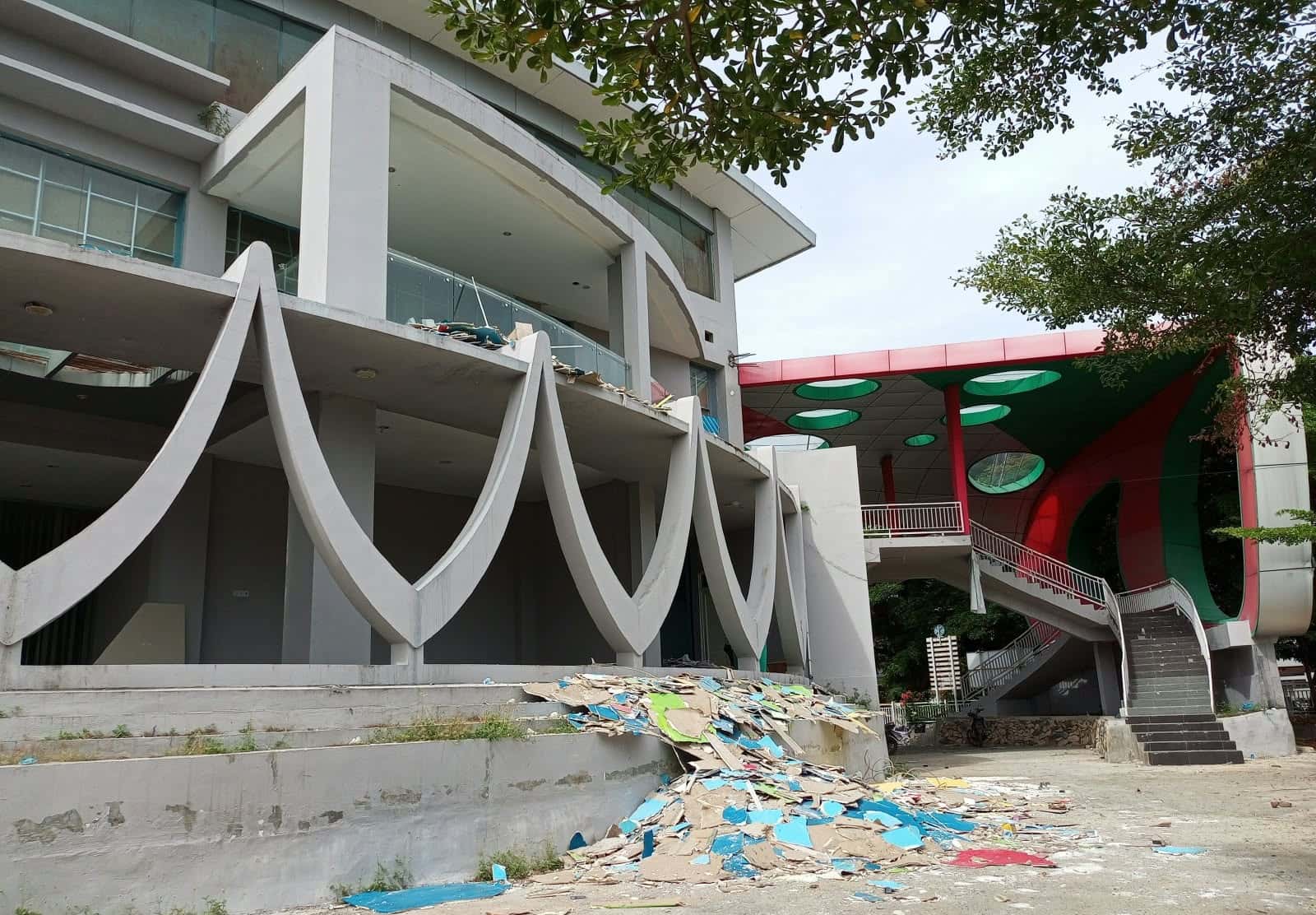 Proyek Interior BAA Rp 2,49 M Disoal: PPTK dan Rekanan Bungkam Terkait K3 dan Plang Proyek, Kontradiktif dengan Predikat Kota Informatif