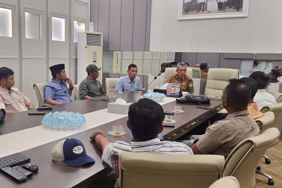 Pacu Pemulihan Sawah dan Kebun Pascabencana, Stafsus Gubernur Nektu Koordinasi Bersama Plt Kadistanbun Aceh