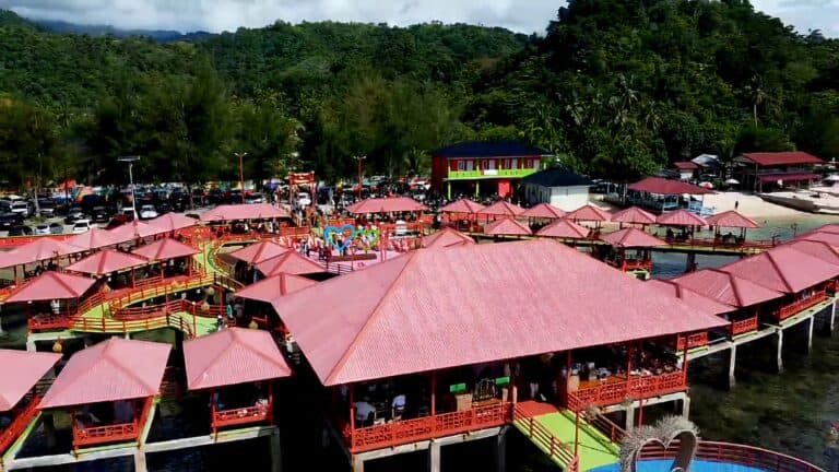 Liburan Idul Fitri, Destinasi Wisata Aceh Selatan Diserbu Warga