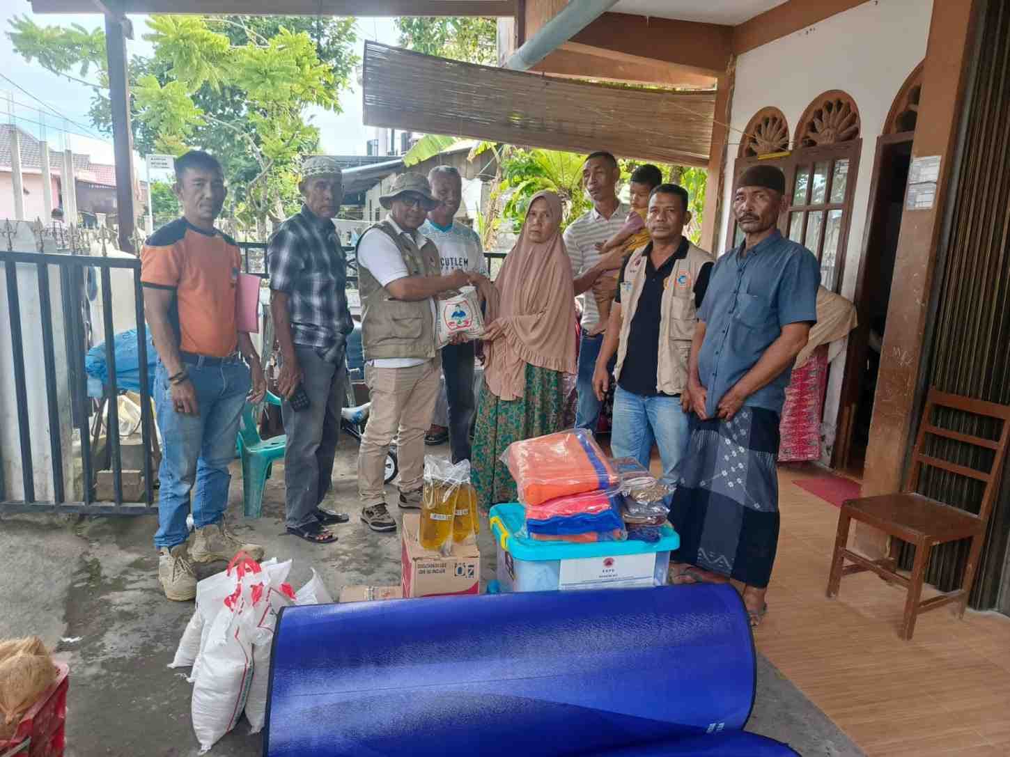 Pemkab Aceh Selatan Salurkan Bantuan Masa Panik Korban Gempa 