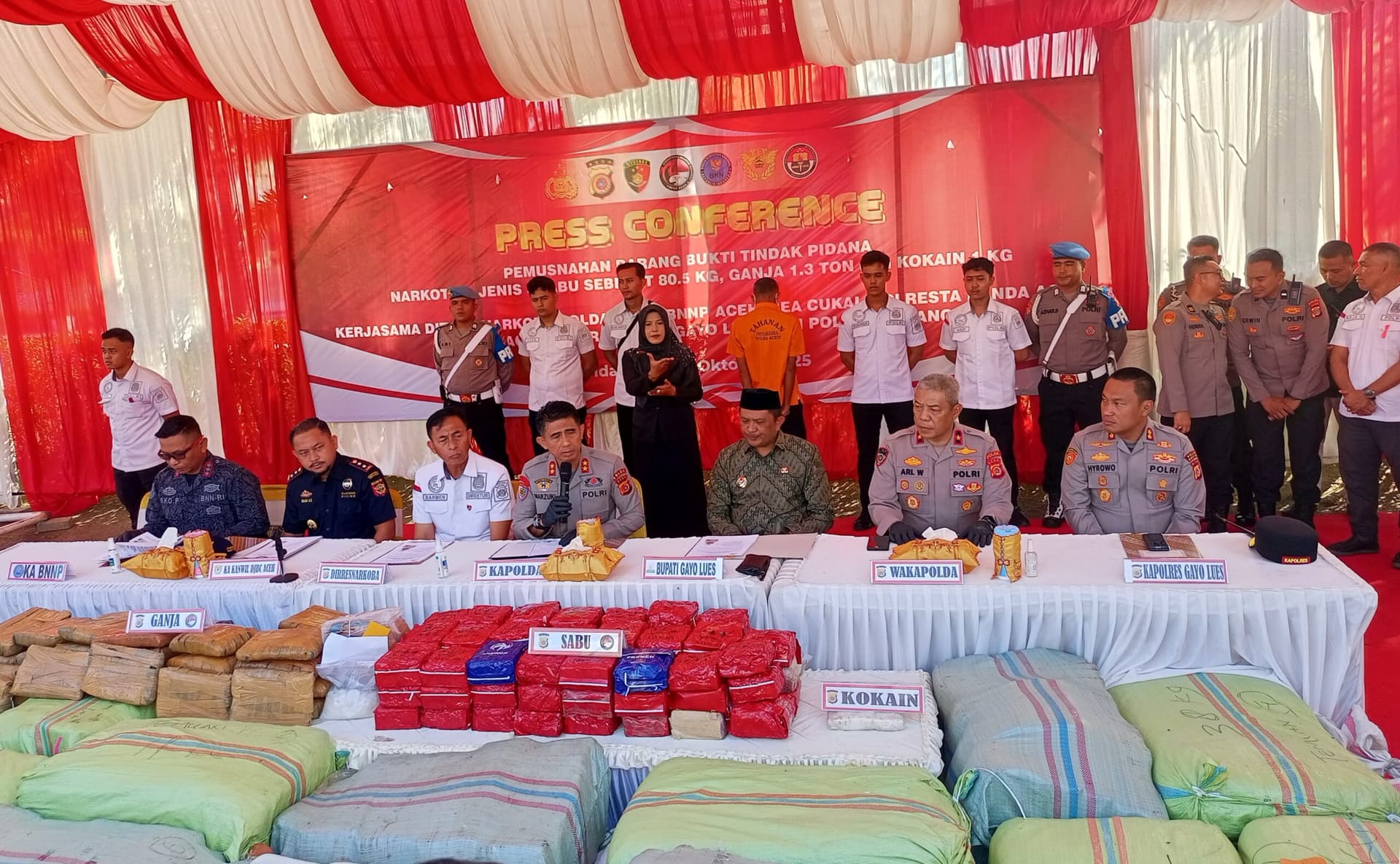 Polda Aceh Musnahkan 1,3 Ton Ganja dan 80,5 Kg Sabu, Ungkap Dua Jaringan Internasional