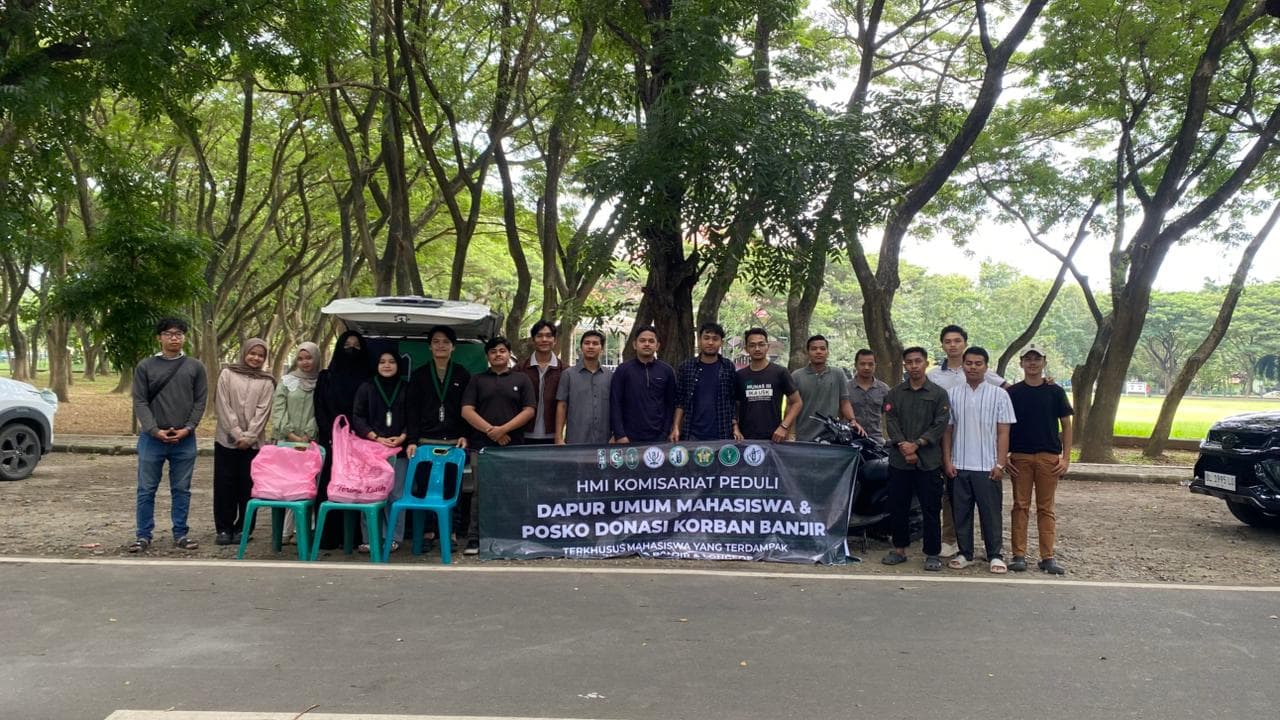 Dampak Banjir Meluas, Koalisi HMI USK dan UIN Ar-Raniry Buka Dapur Umum untuk Mahasiswa Rantau