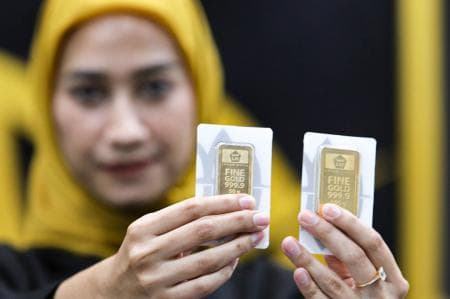 Emas Antam Anjlok Tajam Jelang Tutup Tahun, Harga Turun Rp95.000 per Gram