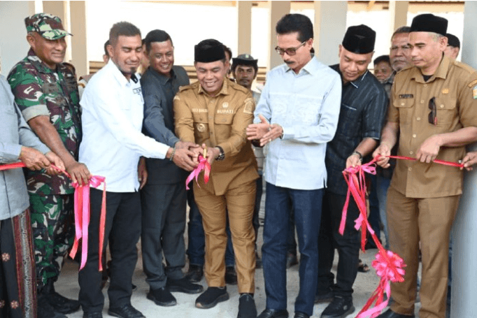 Resmikan Wajah Baru Pasar Hewan Sibreh, Bupati Syech Muharram: Tempat Nyaman, Ekonomi Peternak Bangkit