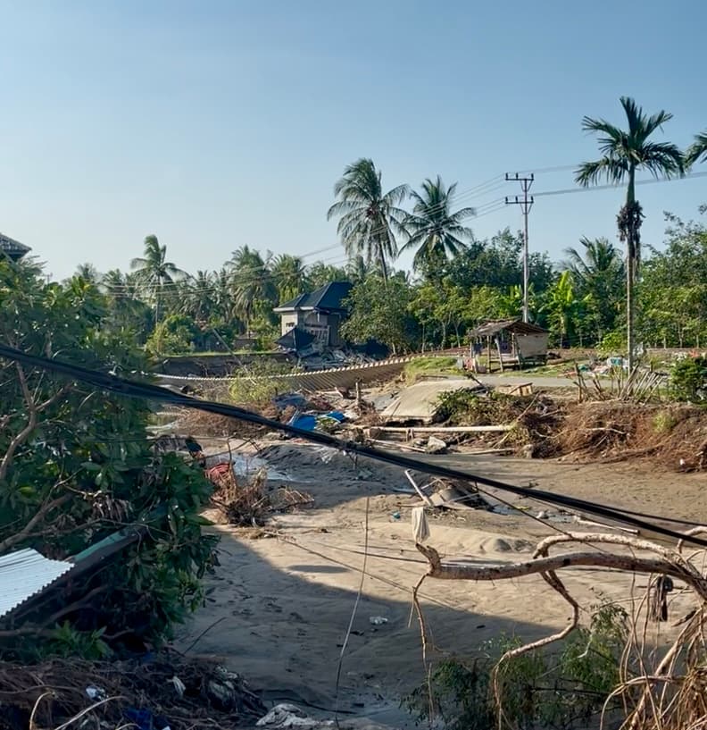 Laporan dari “Ground Zero” Aceh Utara: 229 Nyawa Melayang, 9 Ribu Balita dan Ibu Hamil Bertahan di Tenda Pengungsian