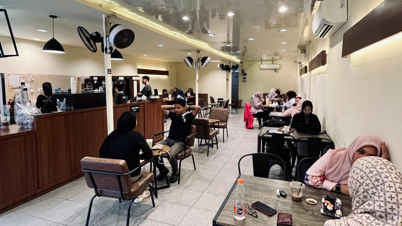 Nongkrong Tanpa Bising, Harvies Coffee Jadi Incaran Gen Z Banda Aceh Nikmati Malam Minggu