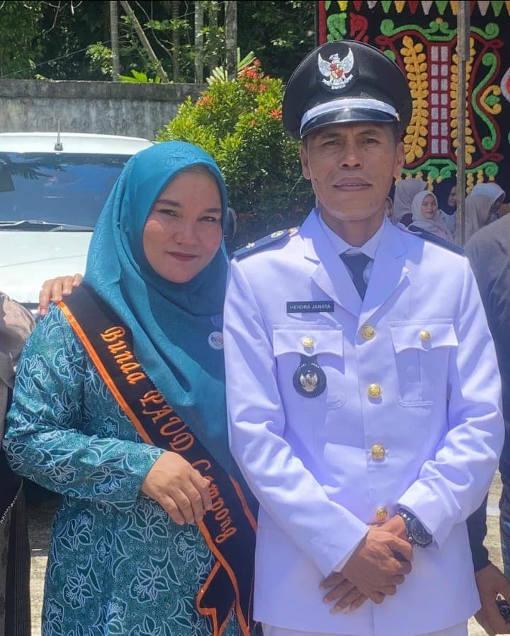 Babak Baru Gampong Tutong: Hendra Janata dan Bunda PAUD Azuriyah Resmi Dilantik