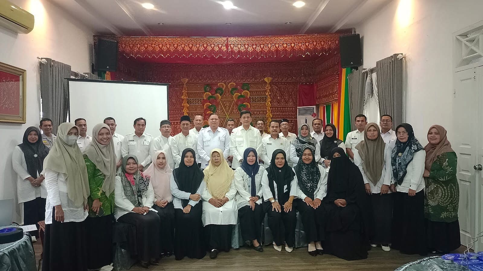 Bupati Aceh Selatan H. Mirwan Apresiasi Target DP3AKB Wujudkan Aceh Selatan Kabupaten Layak Anak