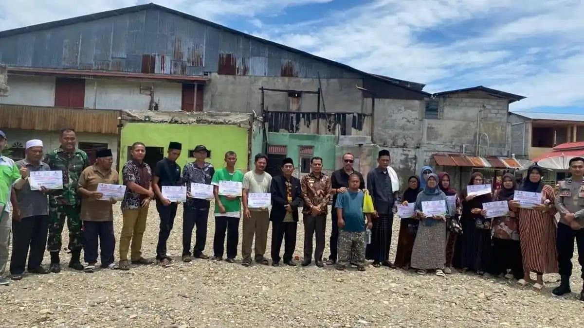 Baitul Mal Aceh Salurkan Rp176 Juta untuk Korban Kebakaran di Aceh Selatan