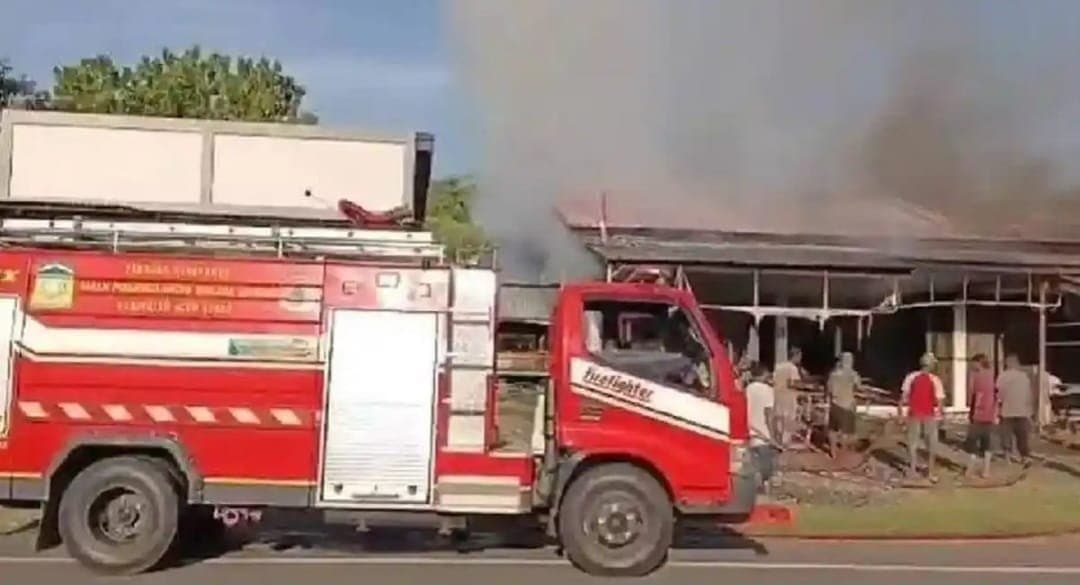 Kebakaran Enam Ruko di Lhoong, Diduga Akibat Kebocoran Gas