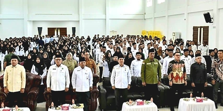 Inovasi Pendidikan: Kemenag Bireuen Luncurkan Madrasah Unggul dan Pohon Wakaf