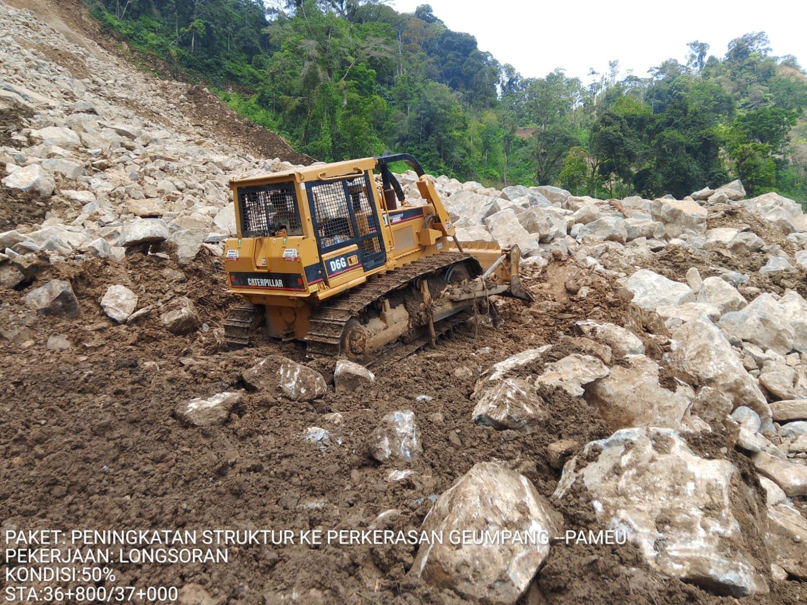 Penanganan Longsor Ruas Pameu–Geumpang BPBA Kebut Pembersihan Material, Masyarakat diminta tetap Waspada
