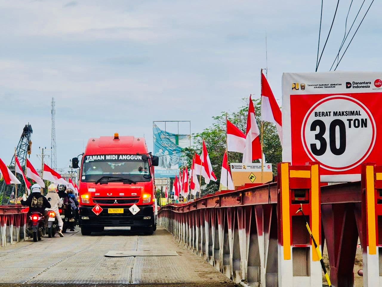 Akses Jembatan Bailey Kutablang Kembali Ditutup Sementara Malam Ini