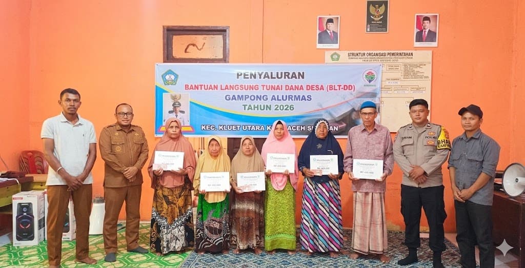 Desa Alurmas Salurkan BLT Dana Desa Tahun 2026