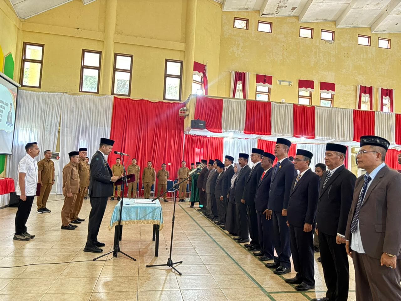 Pembersihan Birokrasi Aceh Selatan: Mengapa 8 Dinas Strategis Dibiarkan Dijabat Plt?