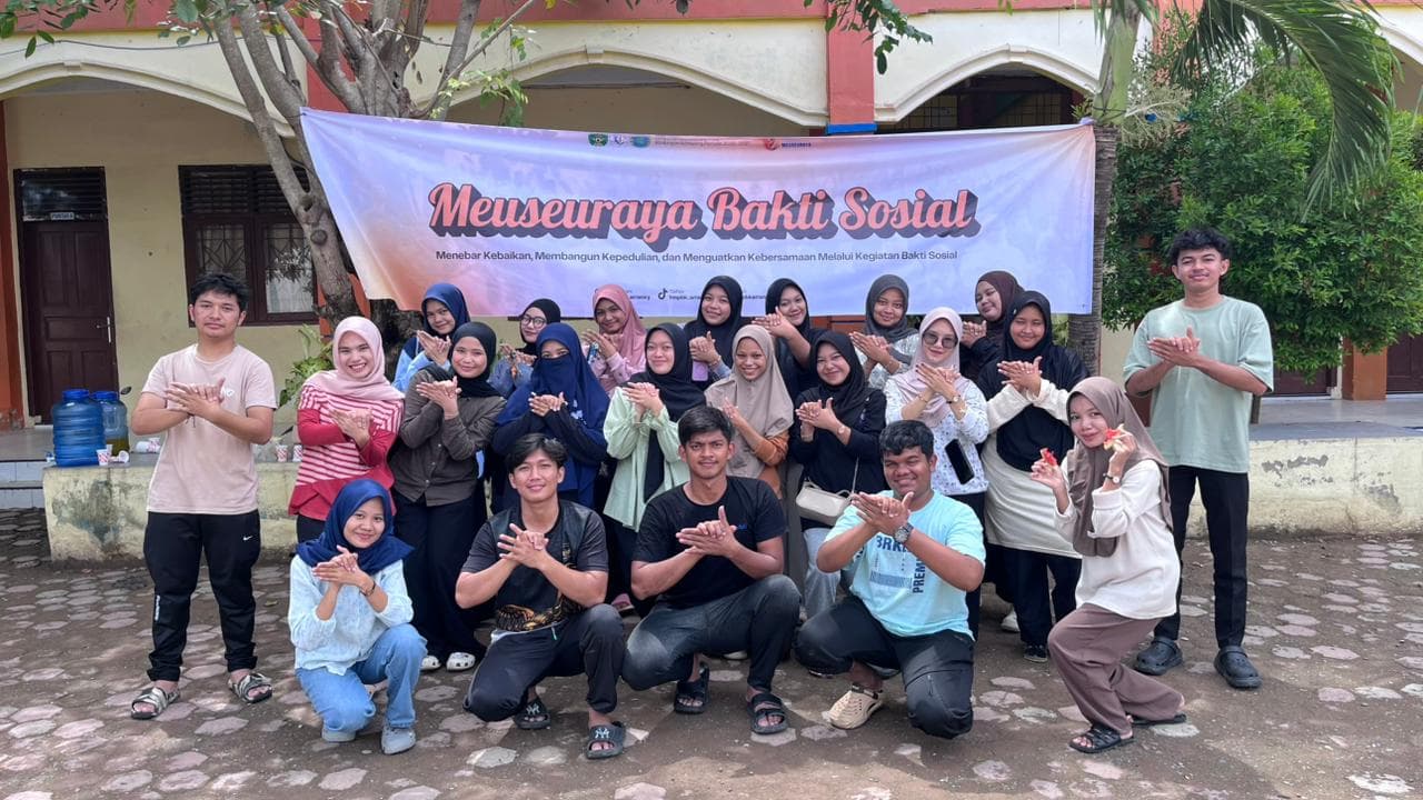 Aksi Nyata HMP-BK UIN Ar-Raniry: Bersihkan Masjid, Perkuat Ikatan Mahasiswa dan Masyarakat