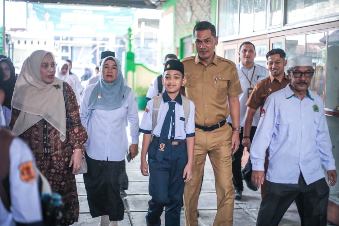 Lewat GAMAS, Sekda Aceh Dorong Penguatan Peran Ayah dalam Pendidikan Anak