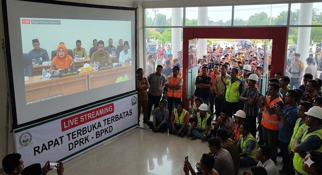 Mencegah “Senin Kelabu” di Gedung Dewan Aceh Selatan, Rapat Hibrid Adalah Kunci