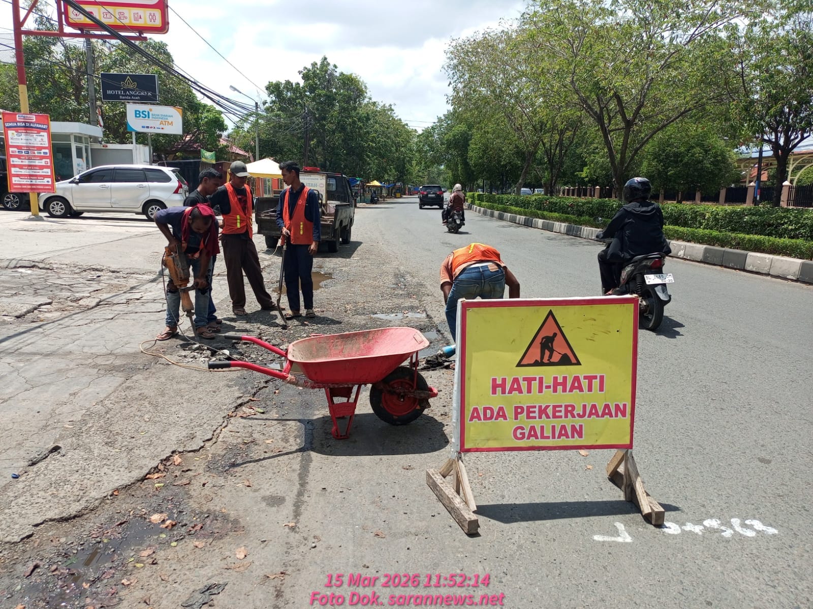 Proyek “Siluman” Perbaikan Jalan di Banda Aceh Muncul Tanpa Mandor dan Tak Terdeteksi di LPSE