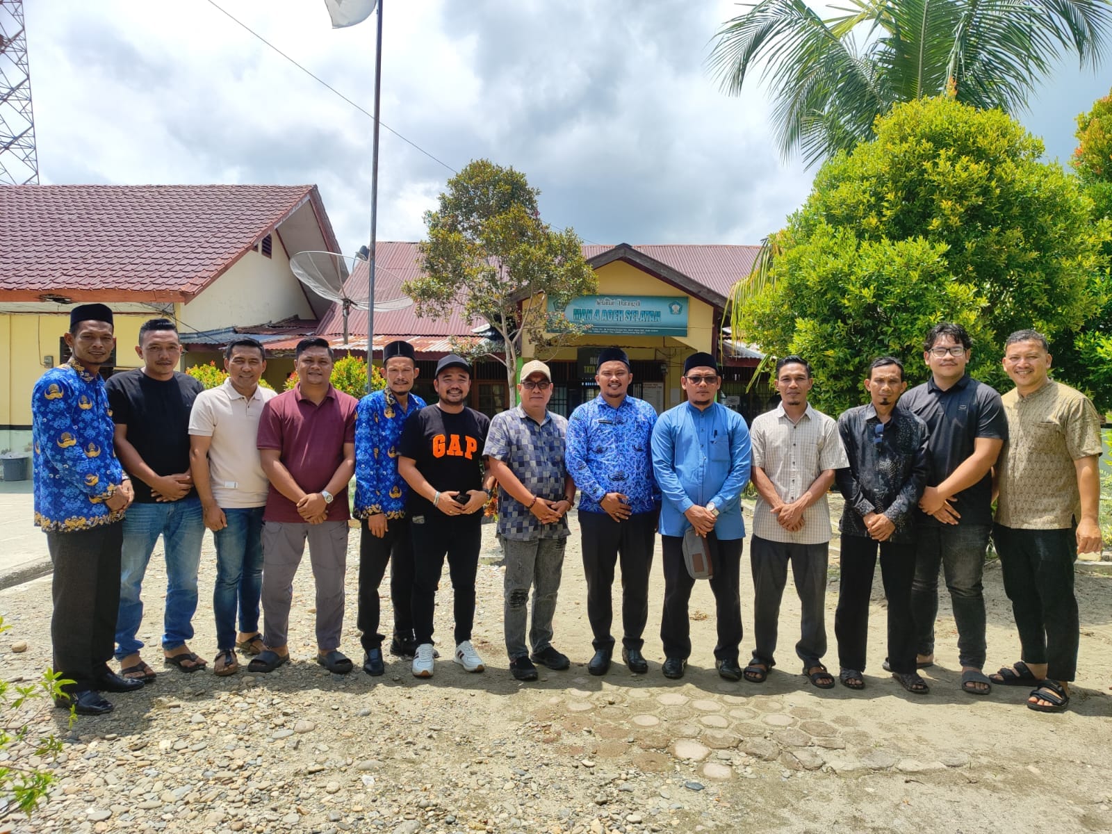 Alumni MAN 4 Aceh Selatan Gelar Silaturahmi
