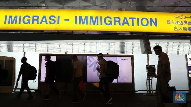 Buntut Dugaan Pungli WNA, Semua Pejabat Imigrasi Soetta Dicopot
