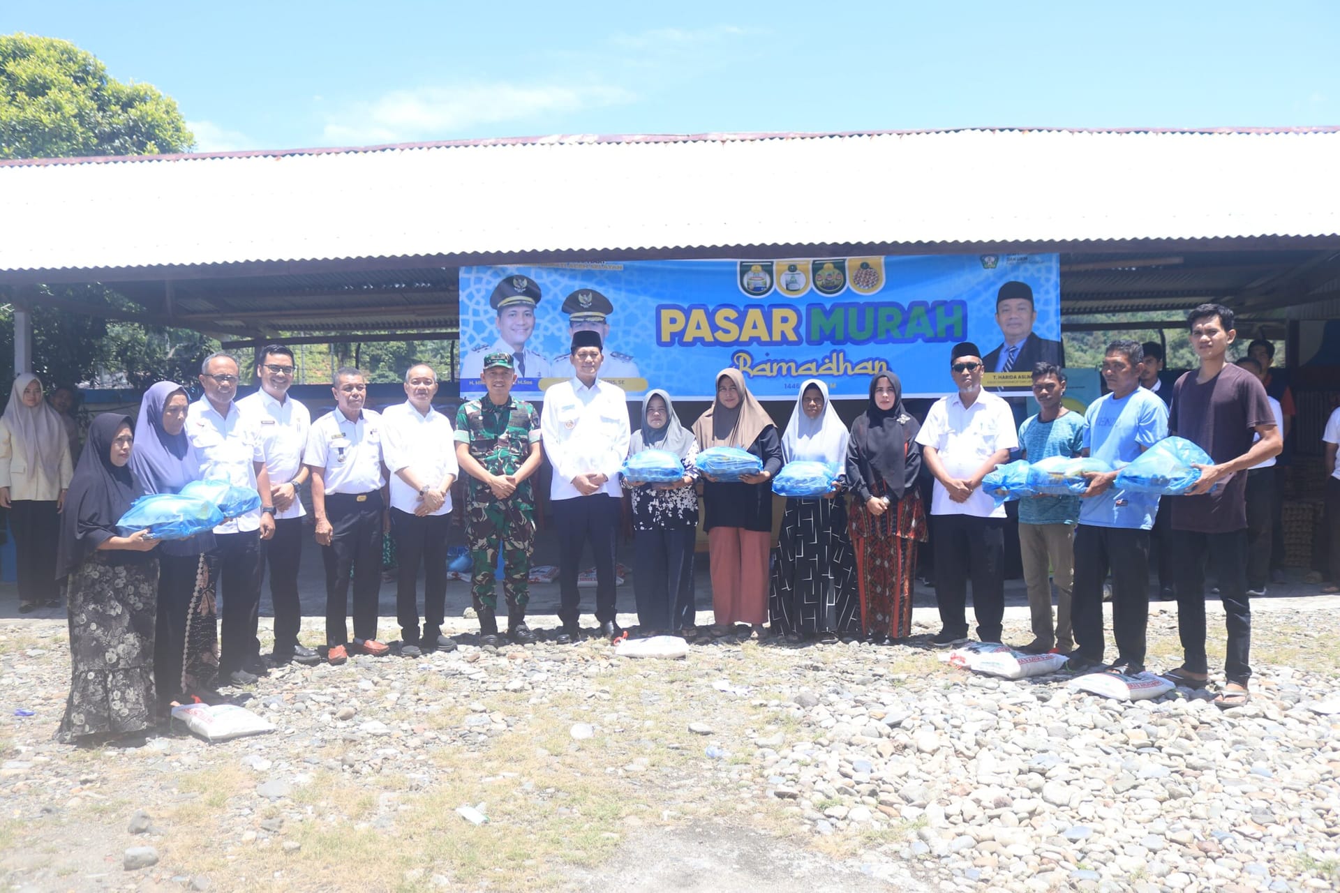 Buka Kegiatan Pasar Murah, Ini Kata Bupati Aceh Selatan
