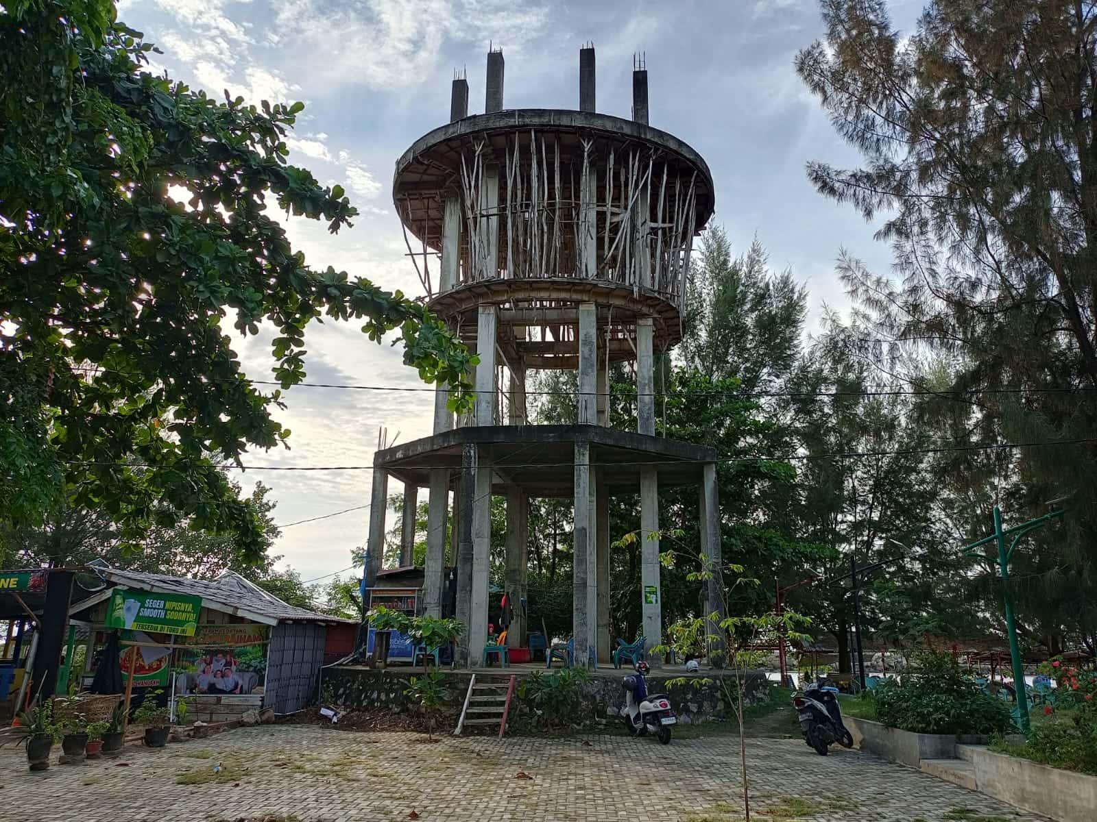 Wajah Kusam Objek Wisata Banda Aceh: Bangunan Mangkrak dan Taman Tak Terurus, Siapa Bertanggung Jawab?