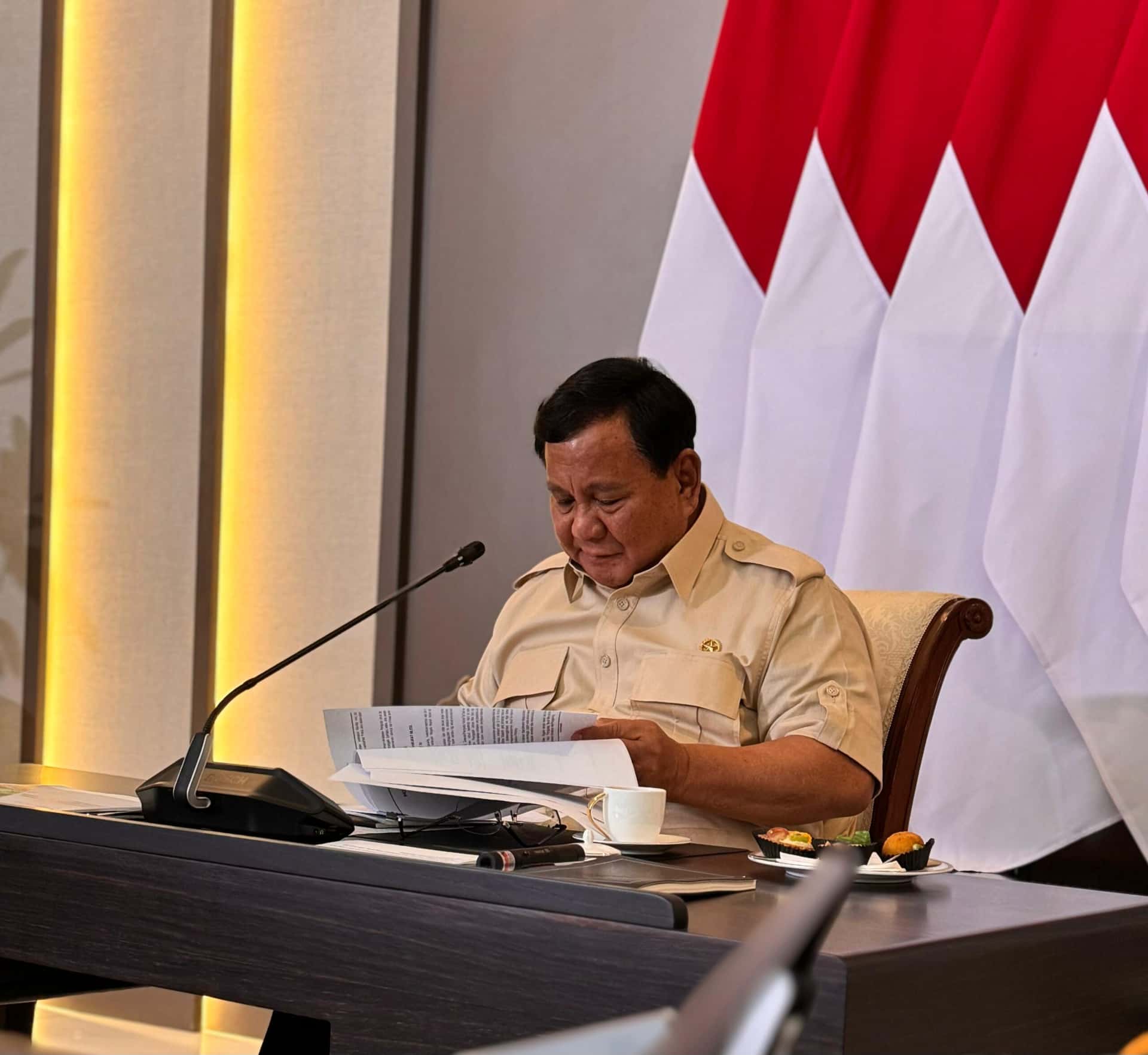 Gelar Rapat Terbatas, Presiden Prabowo Bahas Isu Strategis Nasional dan Agenda Prioritas