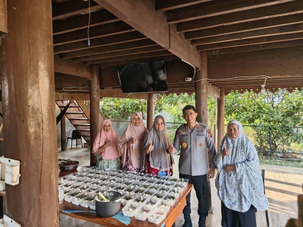 Kapolda Aceh Tinjau Program PMT bagi Ibu Hamil dan Lansia di Gampong Tibang