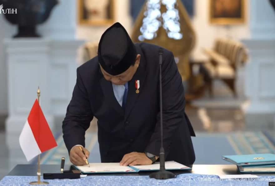 Presiden Prabowo Teken Inpres Percepatan Pembangunan Fisik Koperasi Desa Merah Putih