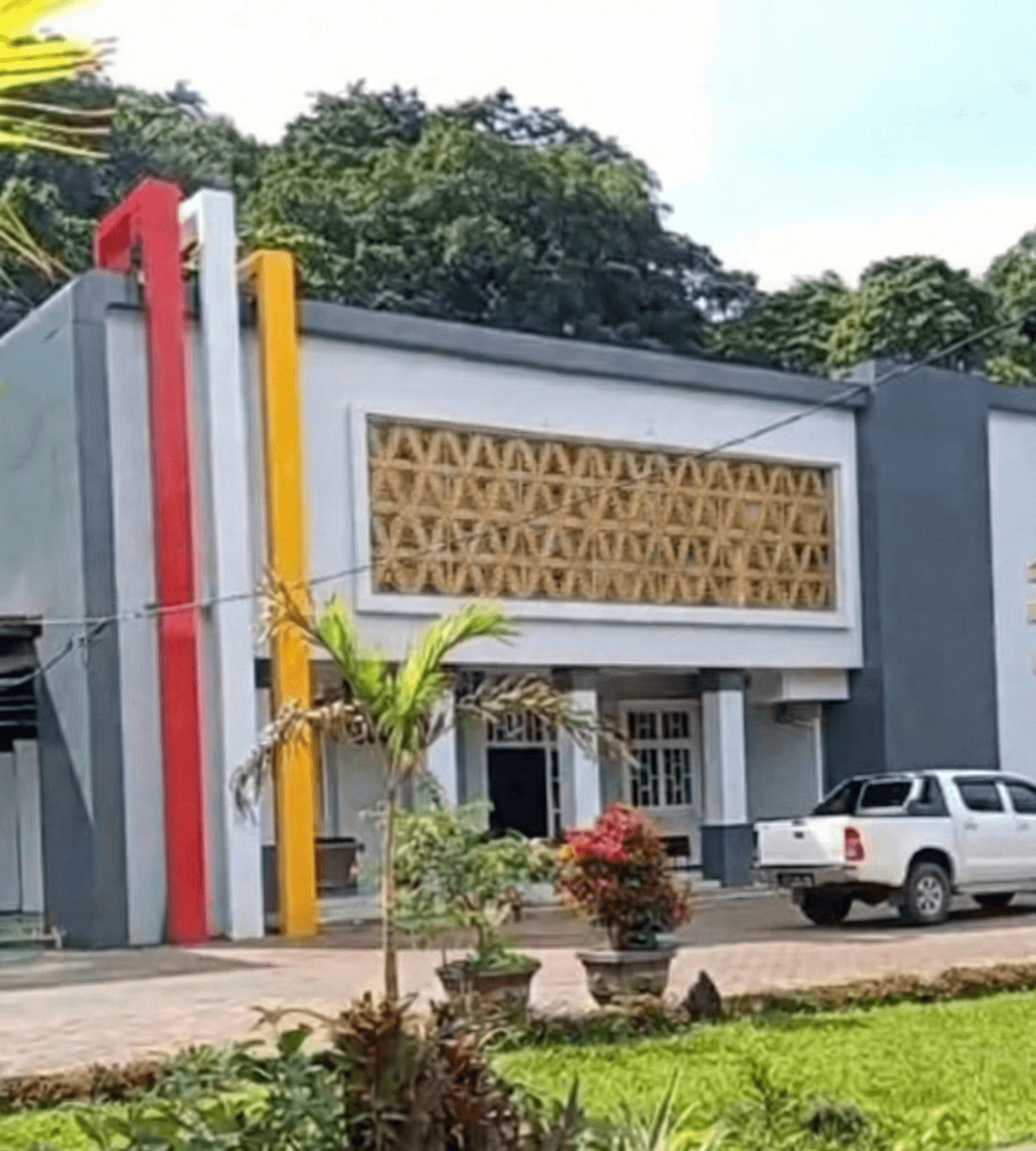 Rehab Pendopo Bupati Aceh Selatan Rampung, Wujud Fisiknya “Kangkangi” Pergub Nomor 13 Tahun 2023