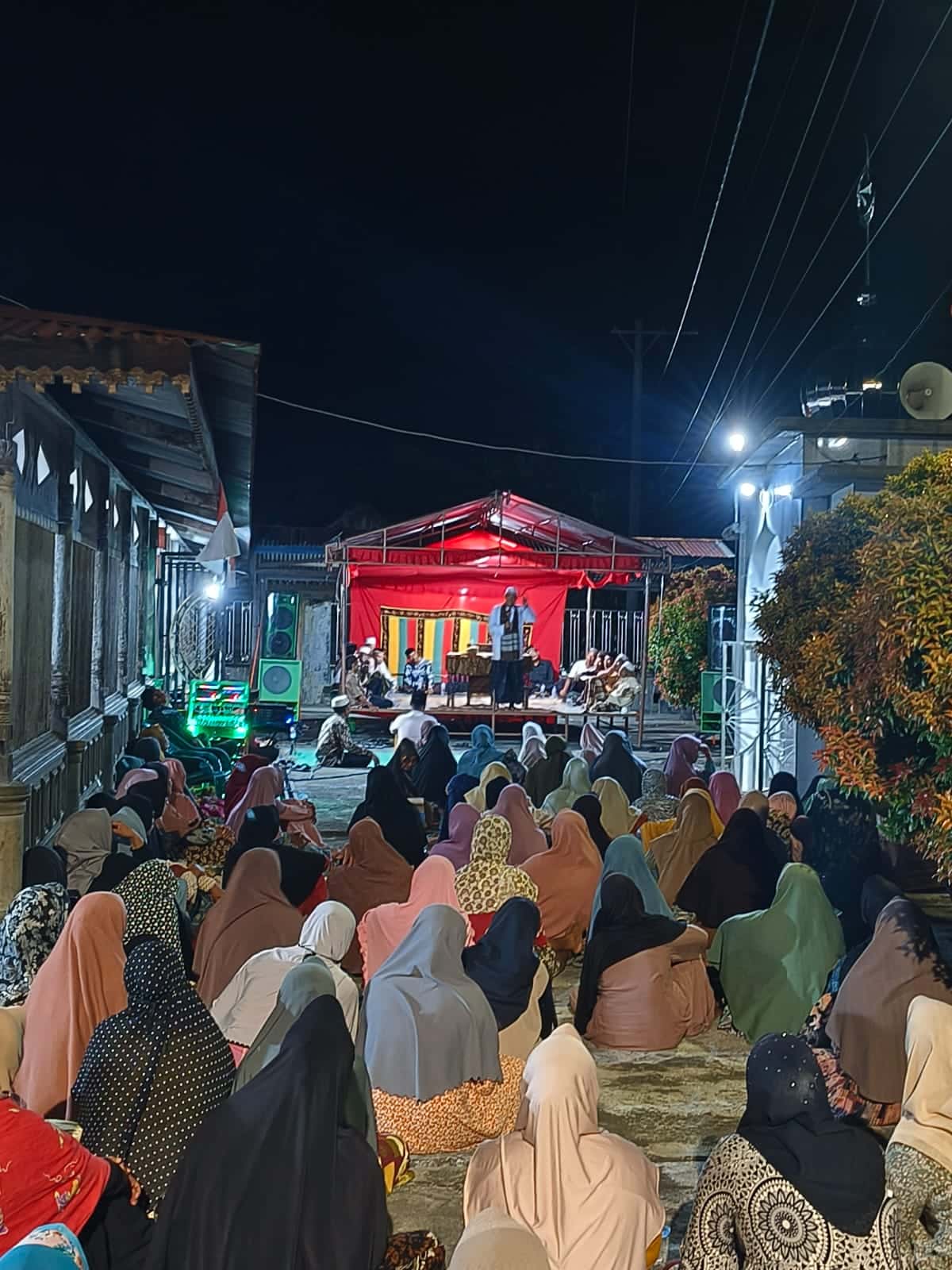 Perkuat Iman dan Silaturahmi, Warga Pulokambing Peringati Isra’ Mi’raj dengan Tradisi Kenduri Apam