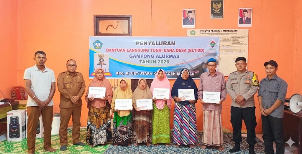 Desa Alurmas Salurkan BLT Dana Desa Tahun 2026