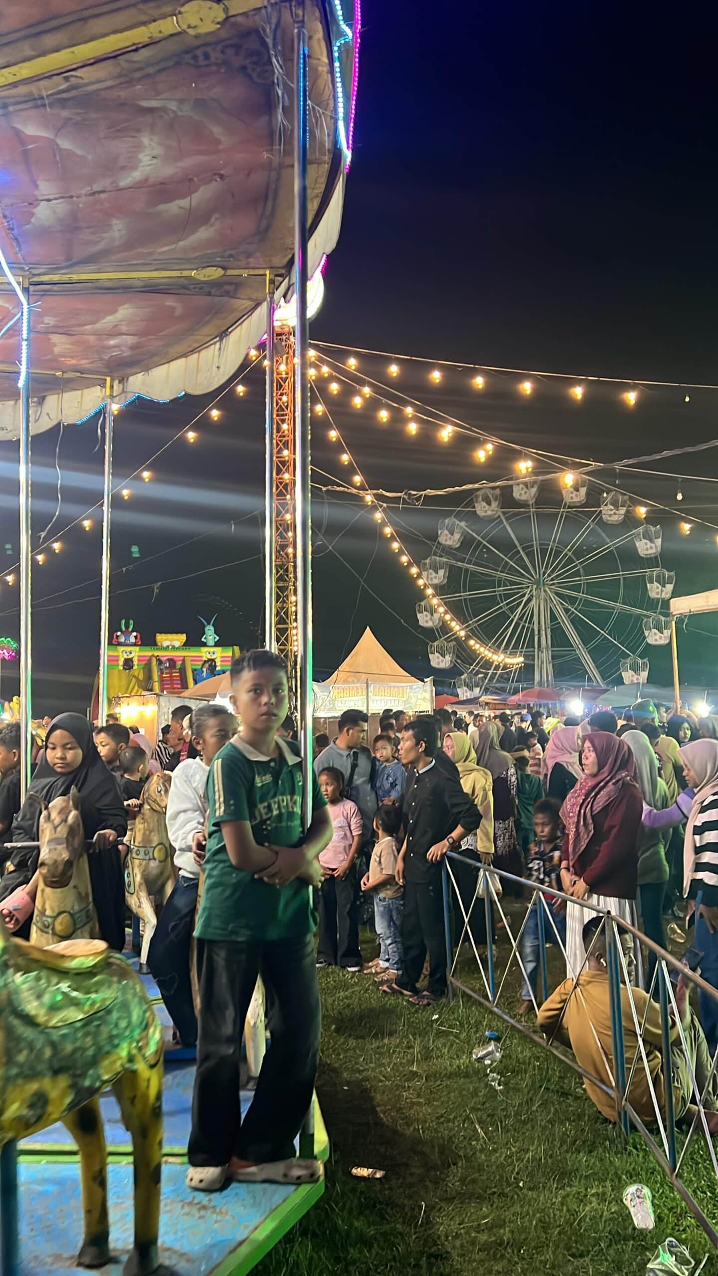 Pasar Malam di Desa Geulumbuk Jadi Magnet Hiburan Masyarakat Kluet Raya