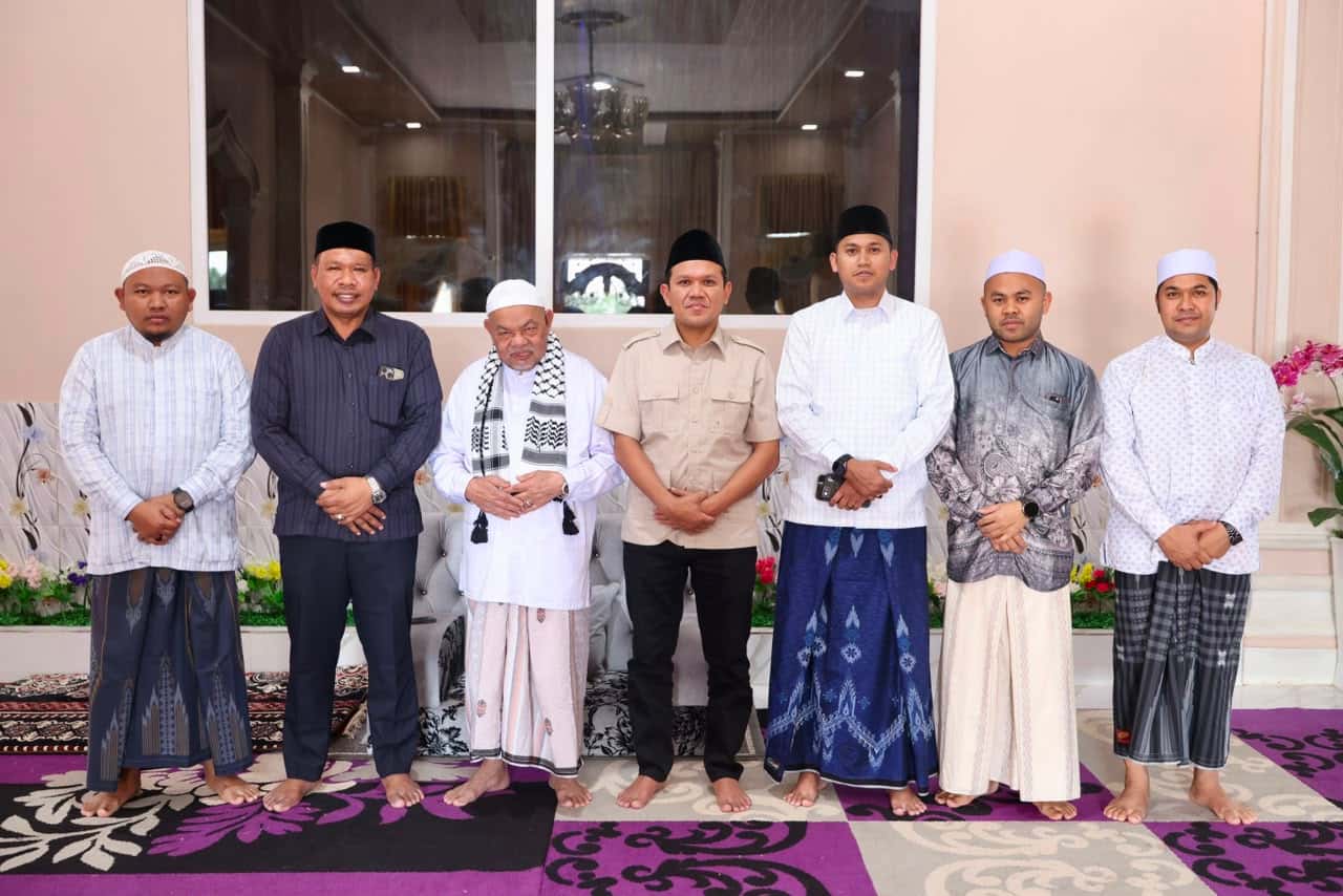 Perkuat Sinergi Umara dan Ulama, Wagub Aceh Silaturahmi ke Dayah Abu Paya Pasi