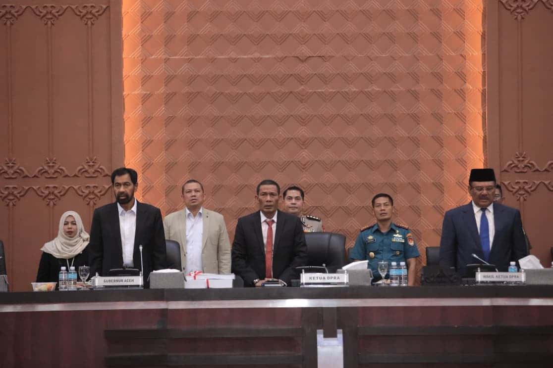Gubernur Mualem Serahkan Raqan Pertanggungjawaban APBA 2025 ke DPRA, Buka-bukaan Postur Keuangan