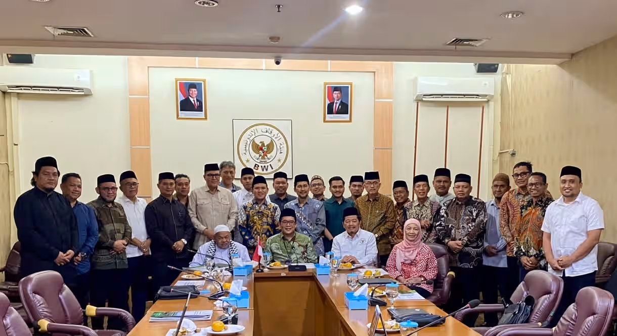 Kawal Wakaf Blangpadang, Pemprov Aceh dan Ulama Temui BWI Pusat