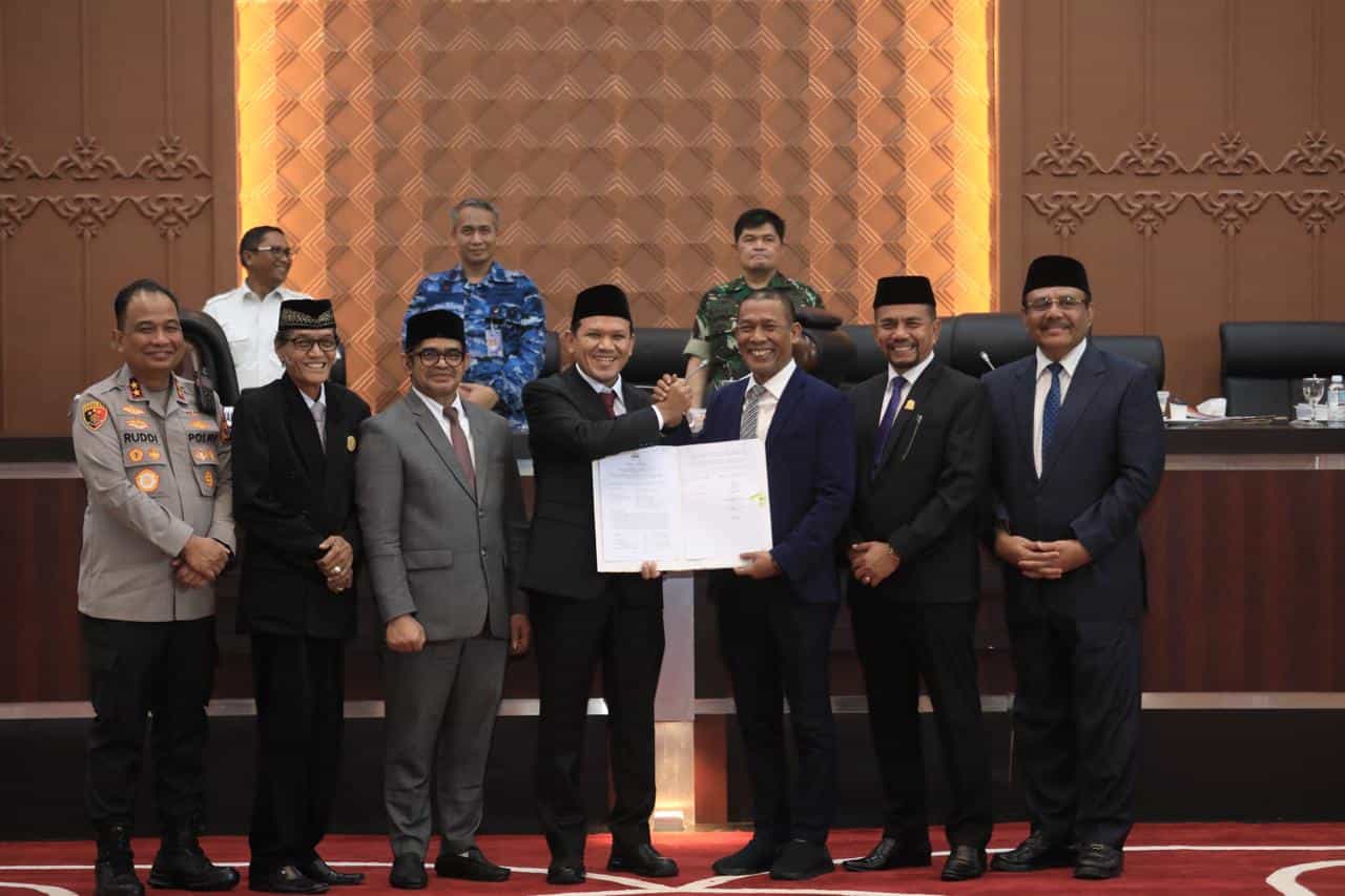 Seluruh Fraksi DPRA Setujui Pertanggungjawaban APBA 2025, Wagub Dek Fadh Tegaskan Komitmen Tindak Lanjut Rekomendasi BPK